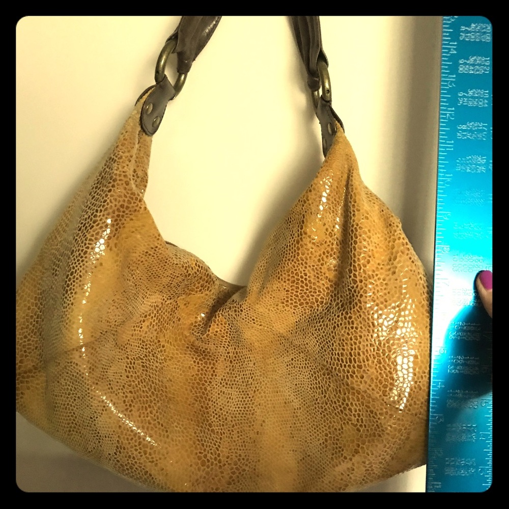 Shoulder bag